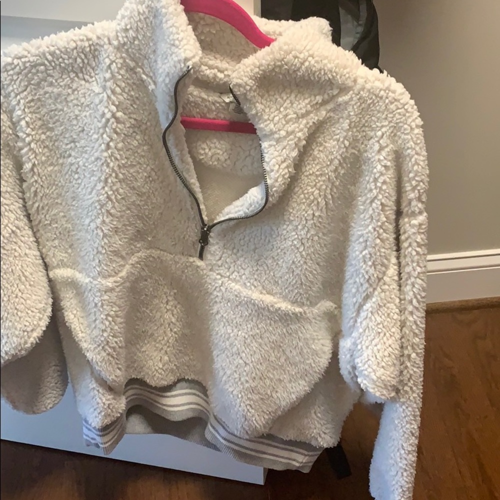 quarter zip fuzzy